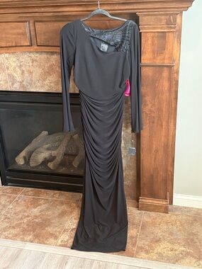 Black Long Sleeve Ruched Formal Evening Gown Adrianna Papell Cocktail NWT 8